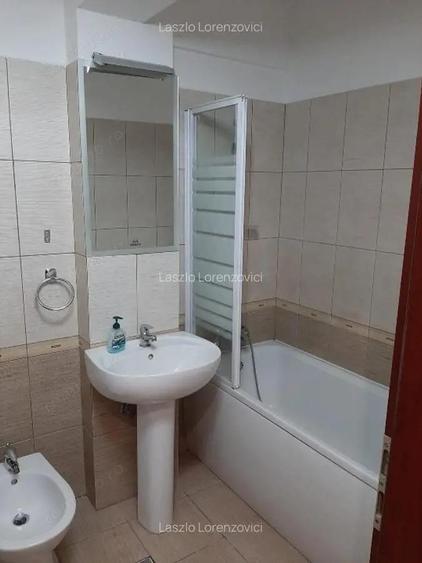 Central - Inchiriere apartament 3 camere - Str. Mihai Eminescu - 1