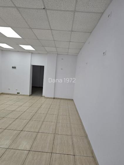 Spatiu comercial de inchiriat Spatiu comercial de inchiriat