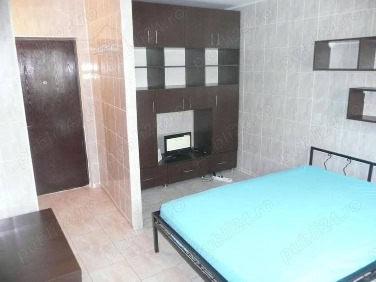 Proprietar inchiriez garsoniera , Doamna Ghica Luntrei, Et 9 din 10 , semid 300 euro - 4