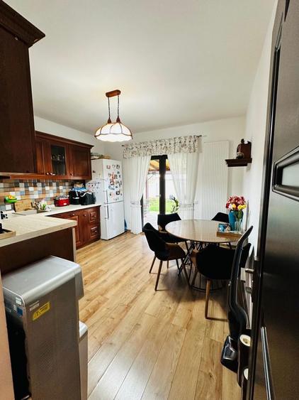 Casa de inchiriat Dragomiresti Deal - 1