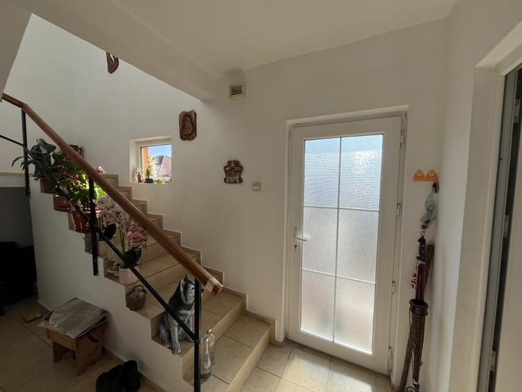 Exclusivitate! Vila P+M inalta, 3 camere, Valu lui Traian - 3