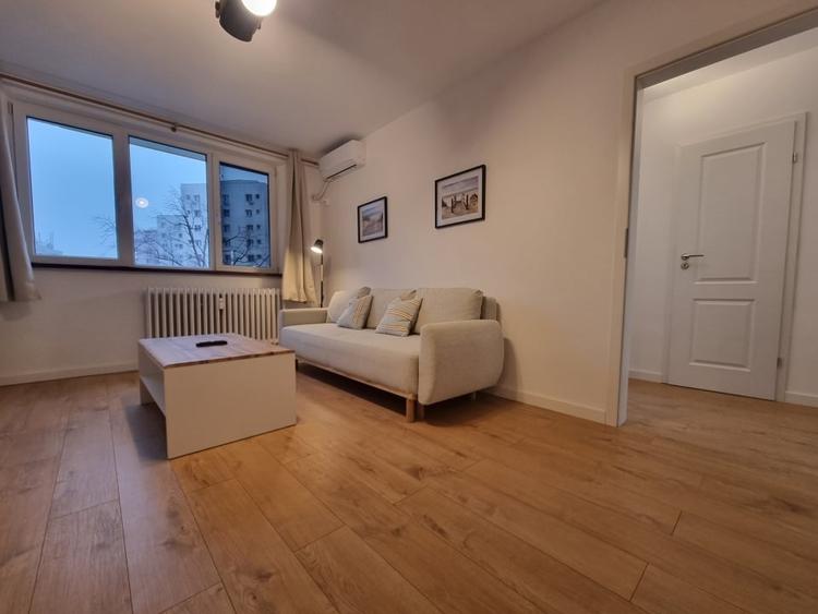 Apartament 3 camere metrou 1 Dec 1918 - 20