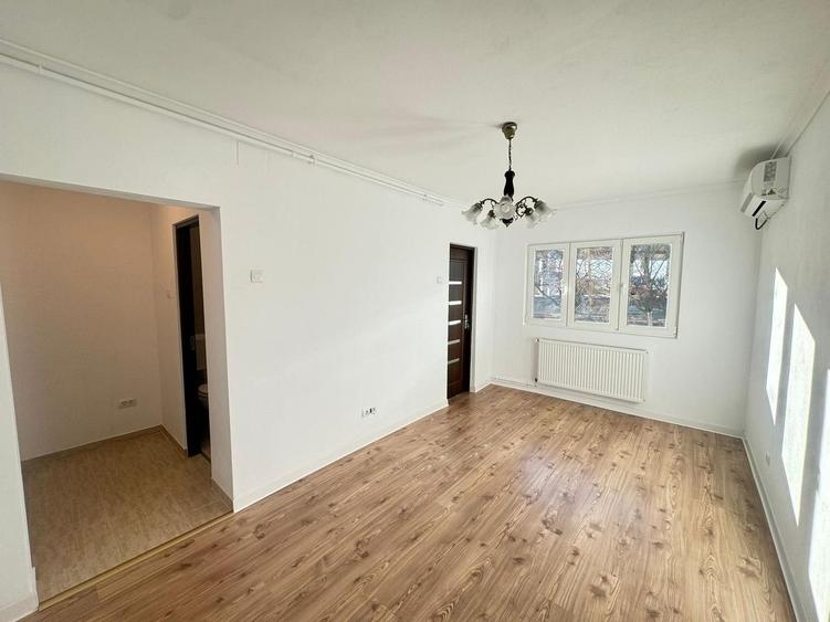 Garsoniera de vanzare complet renovata - 6