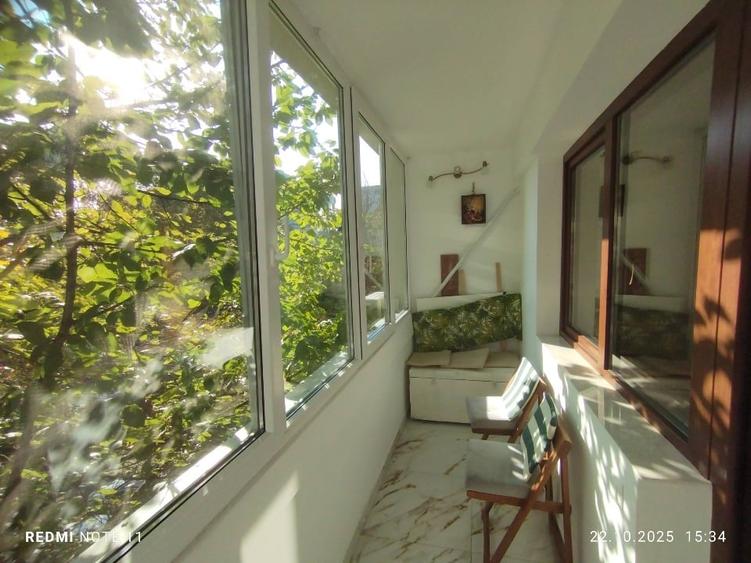 Proprietar închiriez apartament cu 3 camere sector 4 - 7