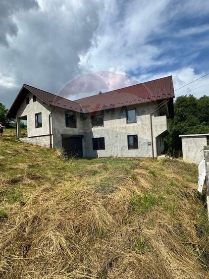 Casa / Vila cu 7 camere de vanzare - 3