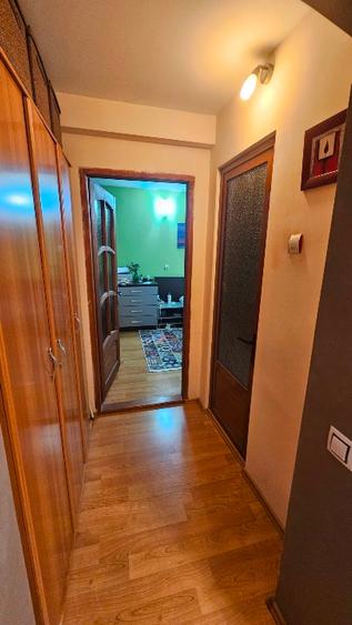 Vand apartament 3 camere etaj 1 - 7