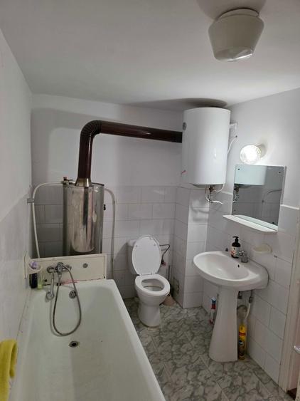 Inchiriez CASA in Radauti langa Casa de Cultura 350 - 5