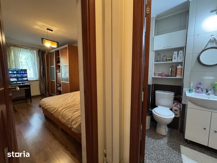 Apartament cu 3 camere semidecomandat în Central