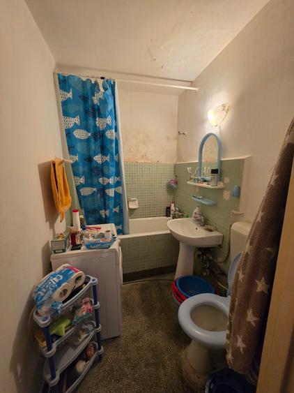 B-ul 1 Decembrie 1918 intersectie Postavarul, 15 minute metrou, la Auchan - 8