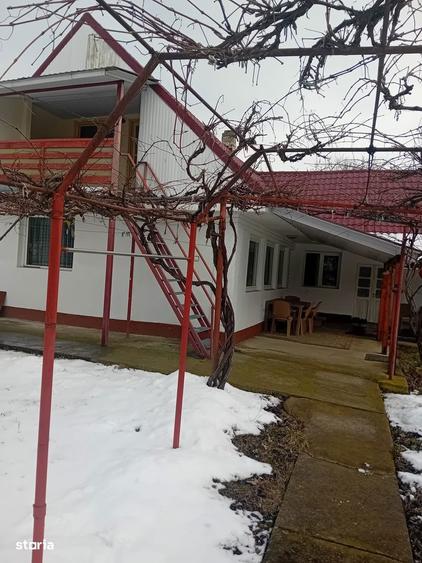 Casa + 5000 mp in Girov la 10 km de Piatra Neamt. - 8