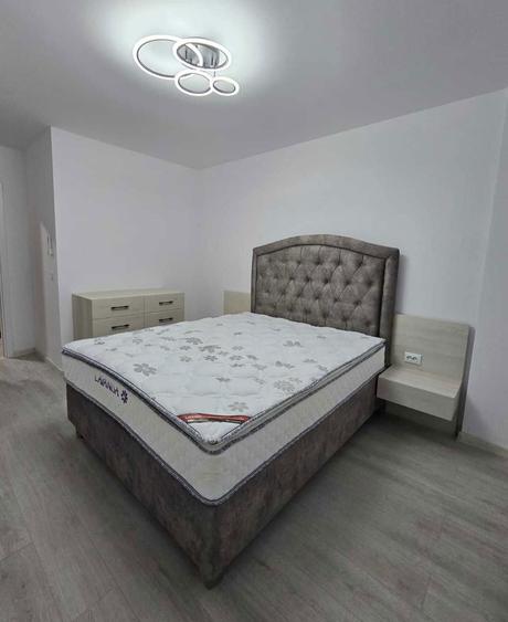 Inchiriez apartament 3 camere|75 mp| Hils Republica|Etaj 4| 700 /luna - 3