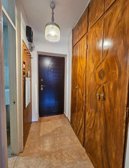 Piata Delfinului - 8