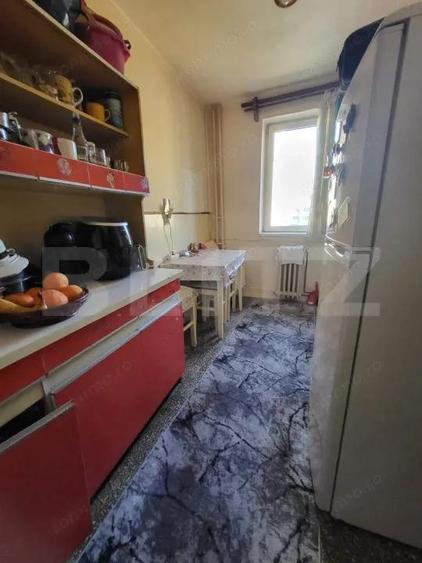 Apartament cu 2 camere, 48 mp, zona Micro 2 - 9