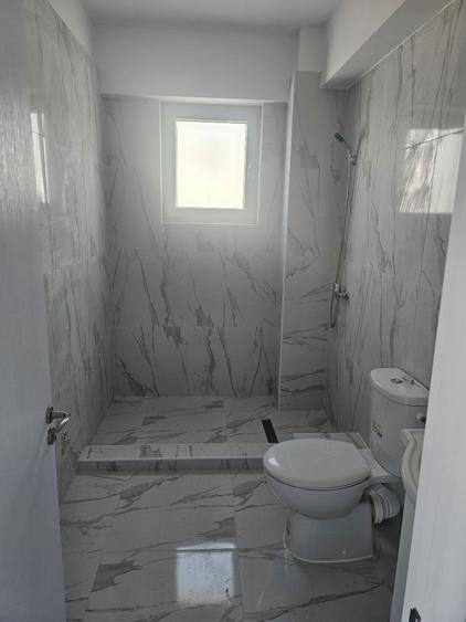 Vind apartament Otopeni Bloc nou si parcare - 4