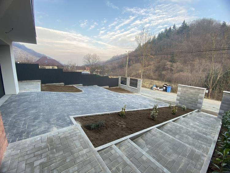 Duplex de vanzare, 195 mp utli, Garaj , zona Tauti - 15