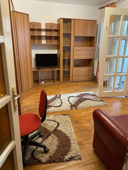 Inchiriez garsoniera - 1