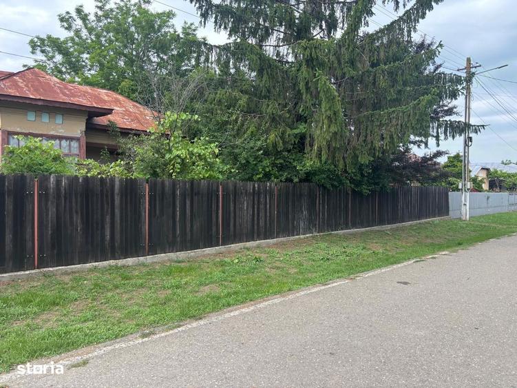 CASA DE VANZARE+ANEXE, TEREN=2775 mp - 1