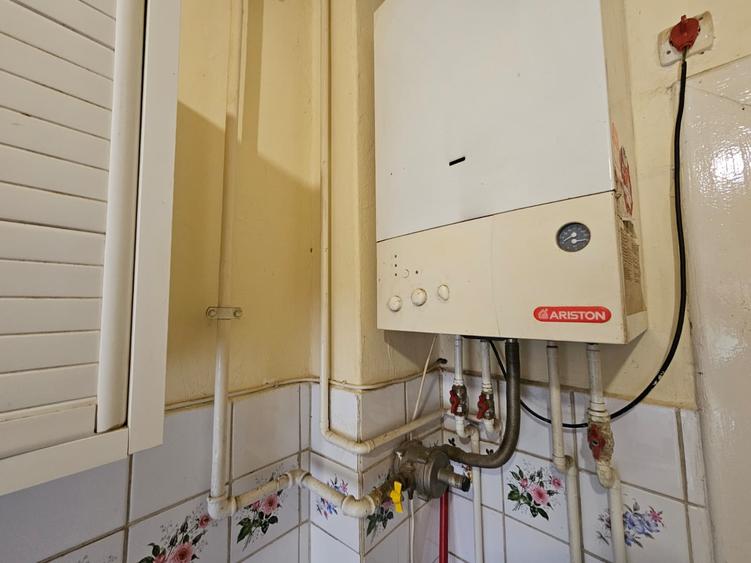 Ap în casă cu 2 ap, curte comună și grădină, C Bogdăneștilor, comision 0% - 14