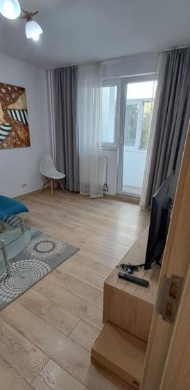 Apartament cozy, echipat si renovat cu bun gust. - 4