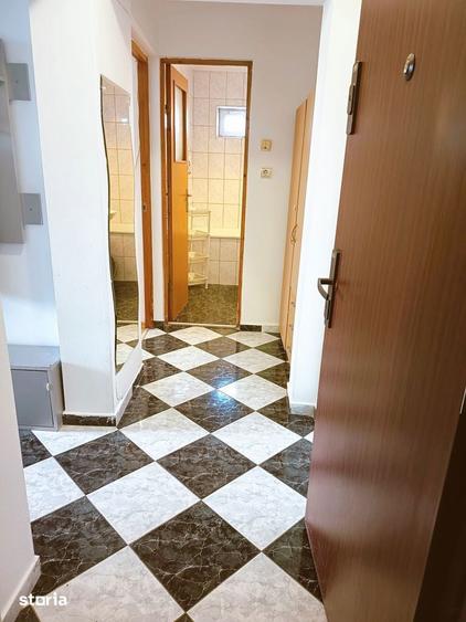Garsoniera Rahova 42 mp et 8/10 bloc 1985 - 6