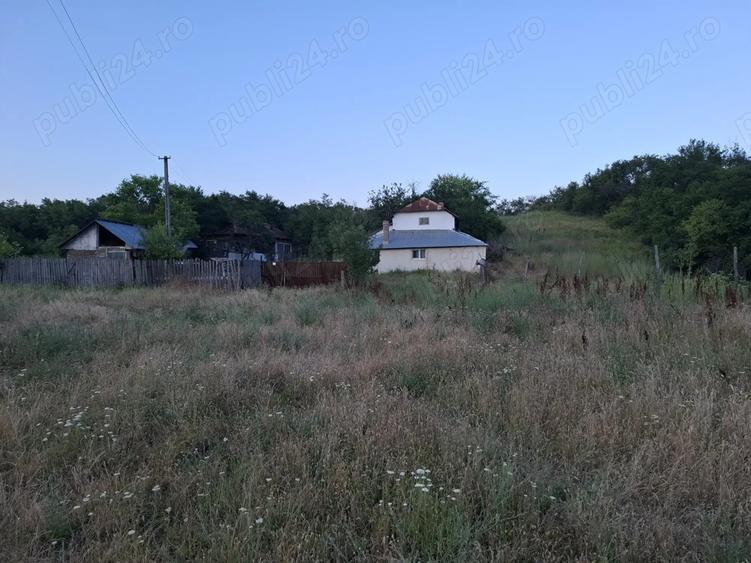Casa batraneasca de vanzare - 3