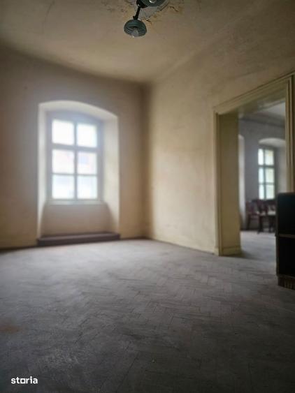 Ap.MONUMENT ISTORIC 3 camere Orasul de Jos SIBIU Etaj 1 - 3