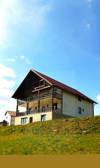 Vilă/Pensiune  turistica de vânzare - 2