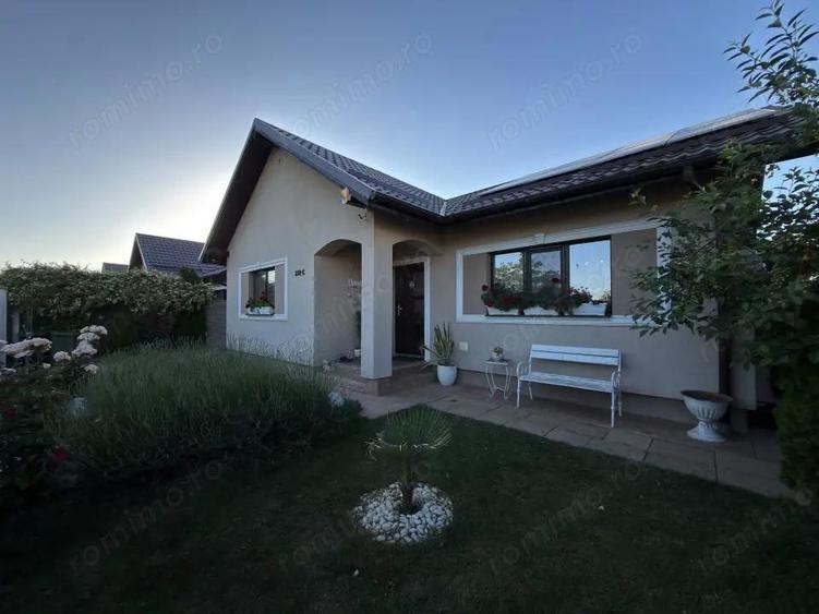Casa individuala, 4 camere, 458mp teren, 98mp utili in Utvin - 1