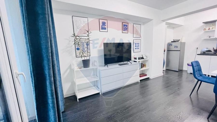 Apartament cu 3 camere de vânzare în zona Nufarul - 9