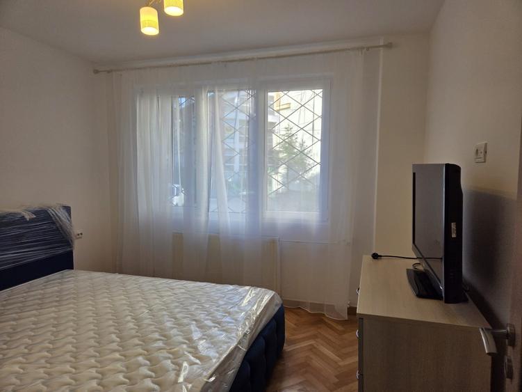 Bd. Ion Mihalache nr 150 in bloc anvelopat termic, metrou, piata aproape - 3