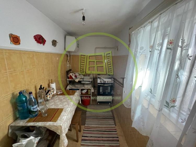 Casa parter bilaterala cu teren de 401mp si toate utilitatile in Catargiu - 8