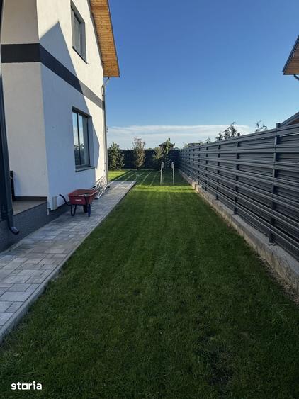 Casă cu 5 camere cu Teren 465 Mp în Central