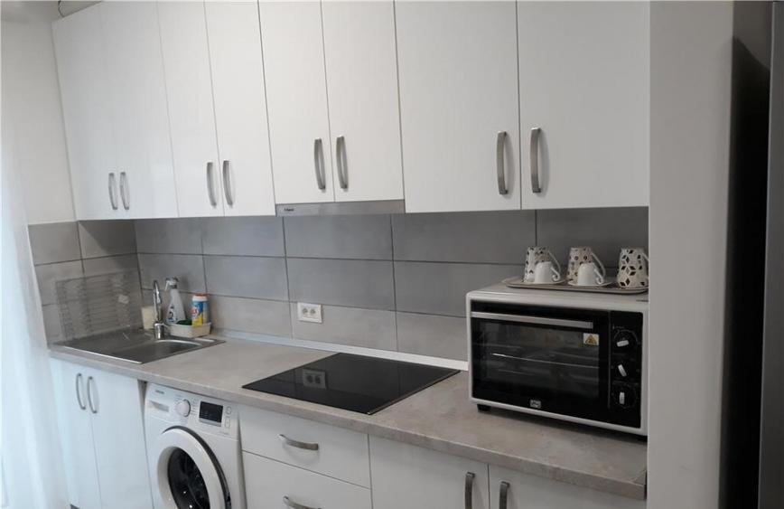 2 camere Piata Resita - 1