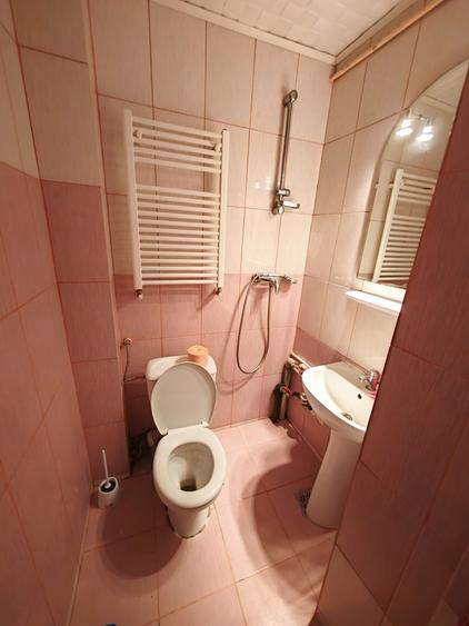 Garsoniera  Podu Ros, in bloc de apartamente! - 7