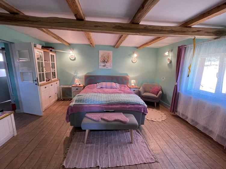 Casa de vacanta cu 4 camere, de vanzare, in Zece Hotare , judet Bihor - 3