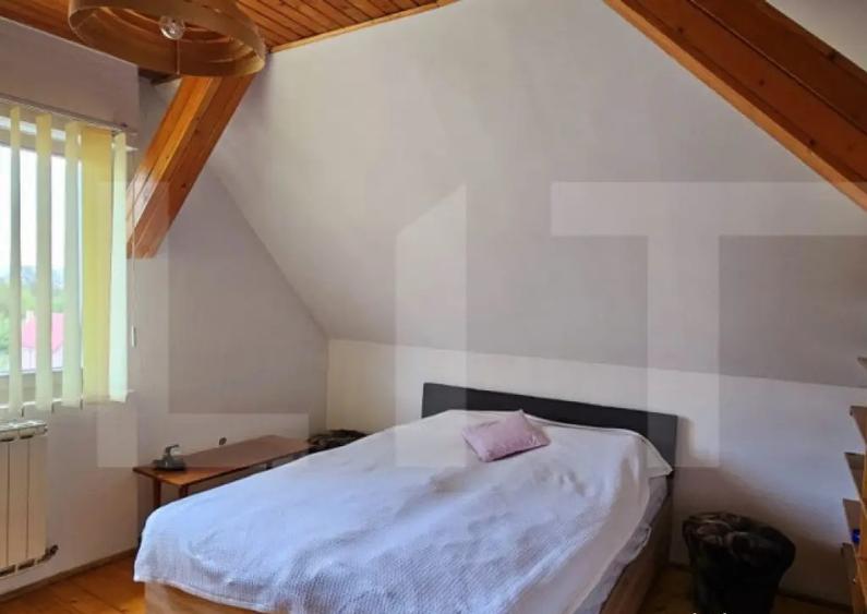 Casa, de vanzare, cu 6 camere, 300 mp, zona semicentrala - 1