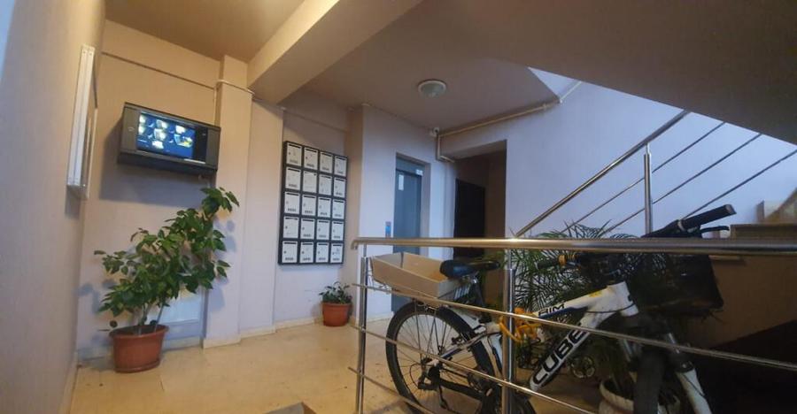 Apartament de vanzare, complet mobilat - Parcare inclusa - 4