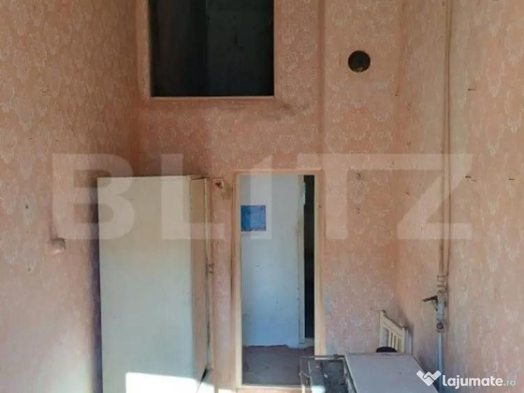 Casa zona centrala Dej,curte comuna, 31mp - 6