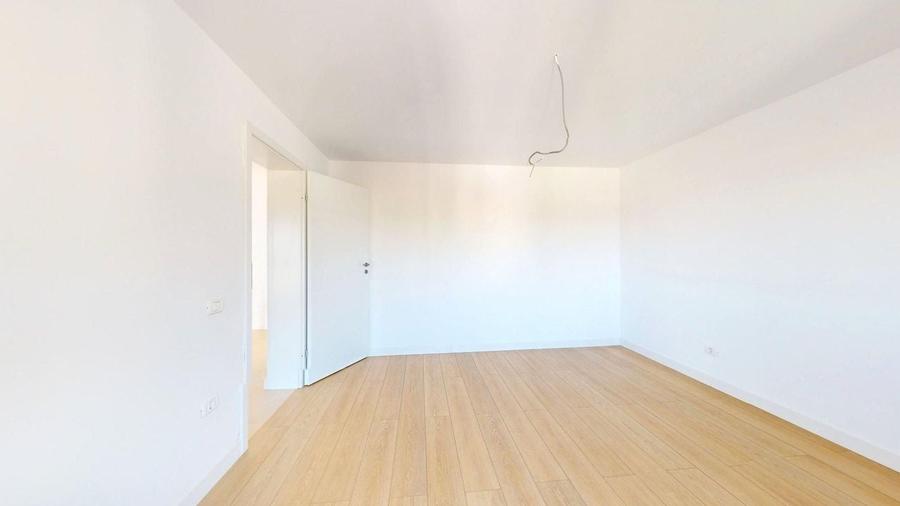 CASA DE LANGA PADURE, Clinceni str. Mierlei 73J - 18