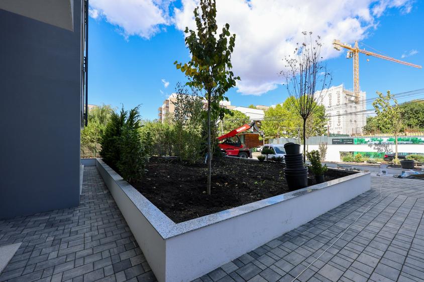 APARTAMENT 3 CAMERE - PADUREA BANEASA - COMISION 0% - 21