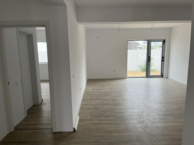 Casa pe parter Damila 105 mp construiți,  teren 300mp - 5