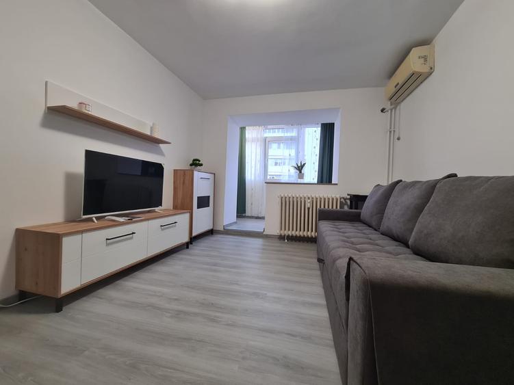 Garsoniera decomandata 4 min M 1 Decembrie DB1328 - 2