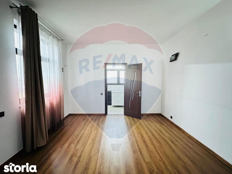 Casa/Vila de vanzare Colentina - 17