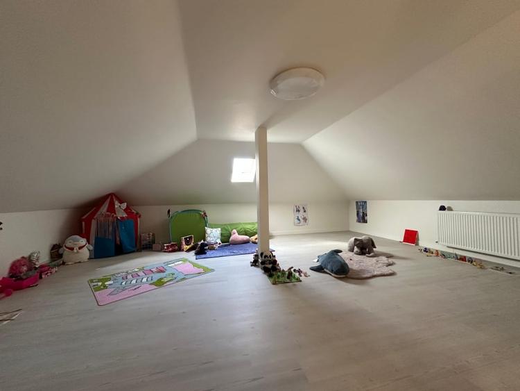 Vila Individuala 5 Camere Otopeni Terasa Parcare Curte Generoasa - 16