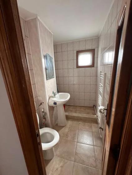 Apartament patru camere - parter - Școala nr. 9 - 6