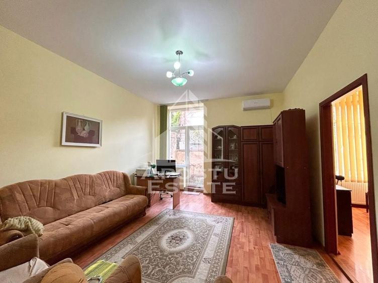 Apartament 2 camere, in Piata Maria si terasa cu acces privat. - 5