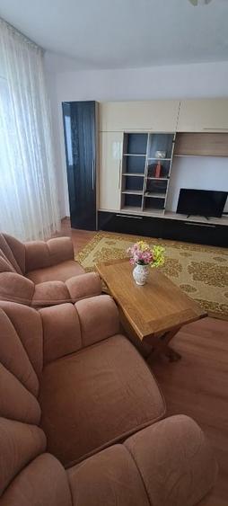 2 camere,sect3,Titan,,metrou 1 Decembrie la 6 min,Auchan la 8 min,piata la 2min - 14