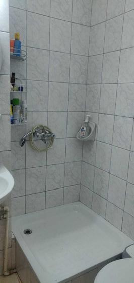 Apartament cu 4 camere decomandat în Exterior Vest
