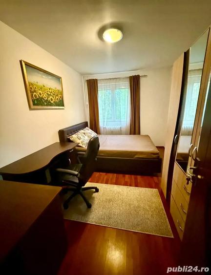 Inchiriez Apartament Renovat 3 Camere Pajura, sect. 1 - 2