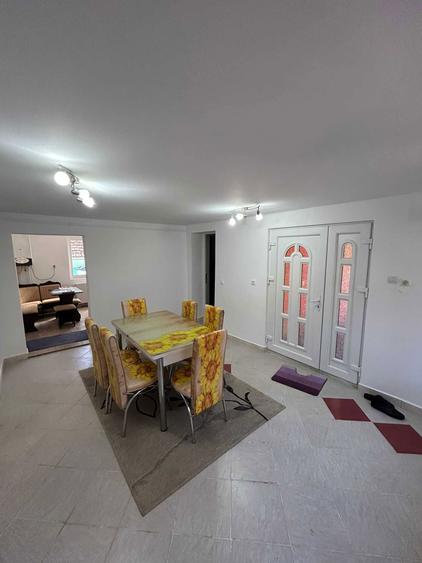 Casa cocheta, partial nou renovata cu gradina mare in comuna Biertan - 8